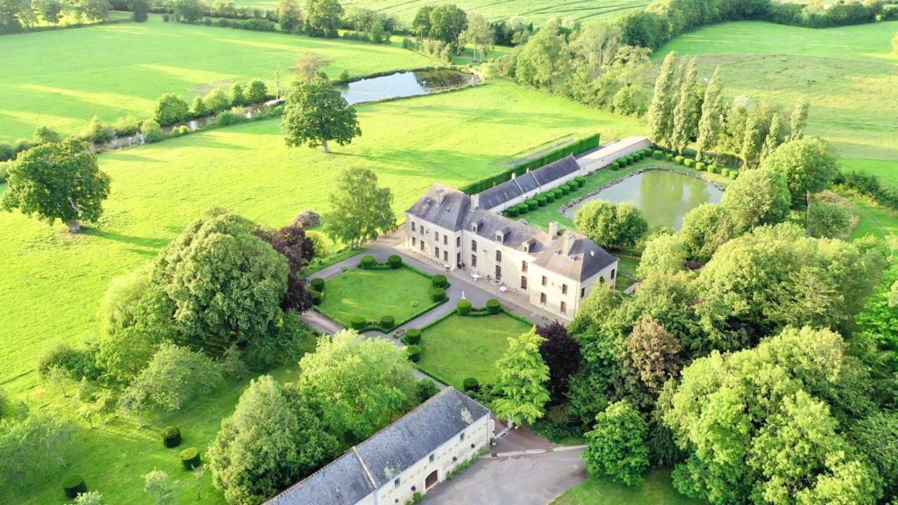 Chateau Du Bu Anctoville Exterior photo