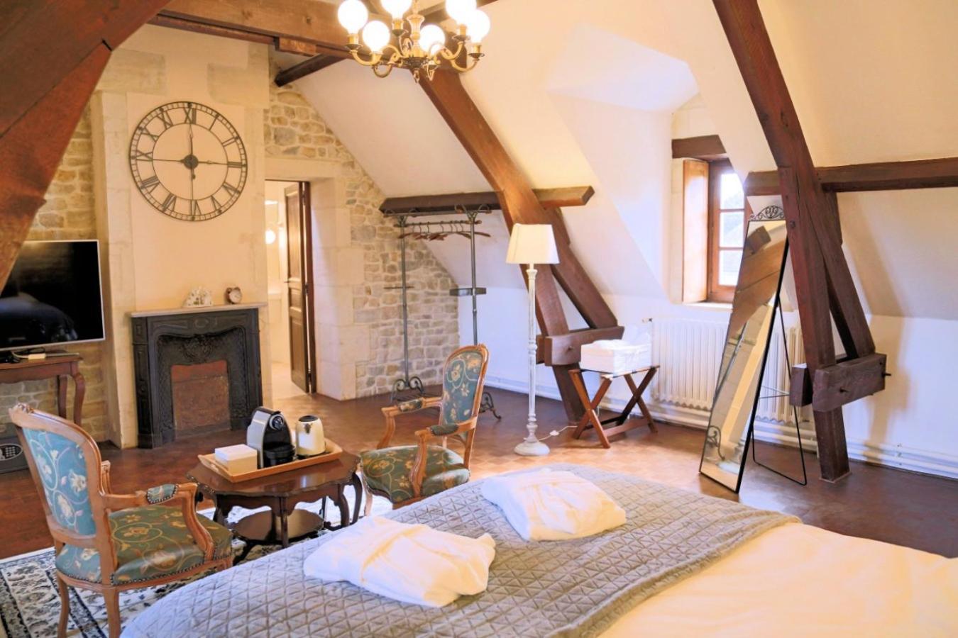 Chateau Du Bu Anctoville Room photo