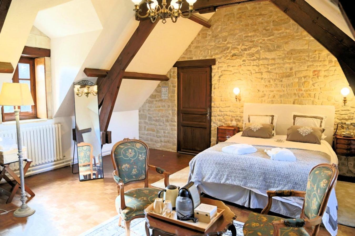 Chateau Du Bu Anctoville Room photo